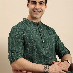 Anouk Men Green & Gold-Toned Striped Mandarin-Collar Kurta