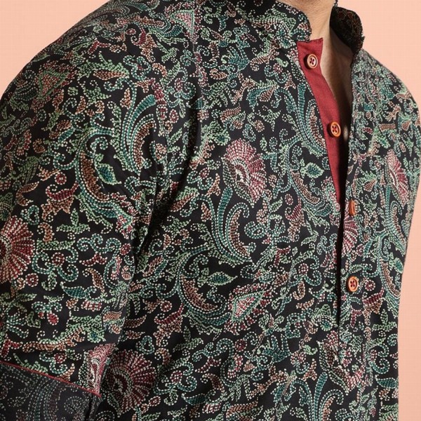 KISAH Men Paisley Embroidered Thread Work Short Kurta