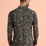 KISAH Men Paisley Embroidered Thread Work Short Kurta