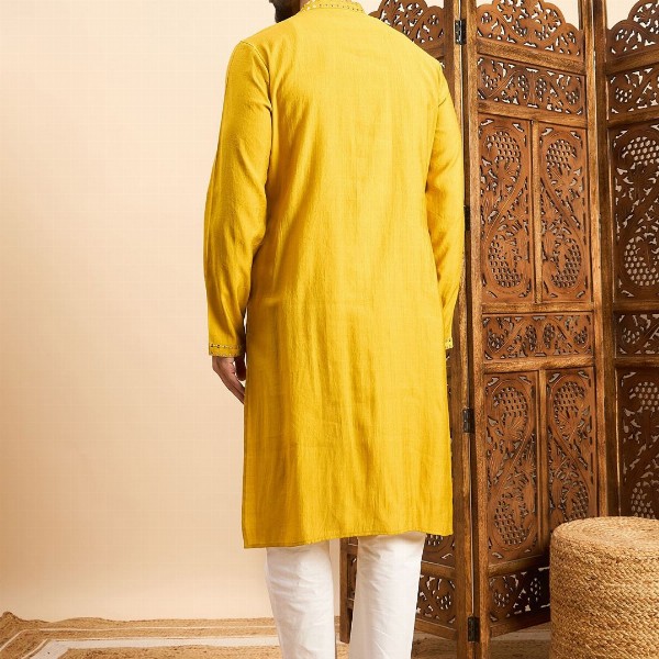 House of Pataudi Embroidered Mandarin Collar Ethnic Wear Kurta