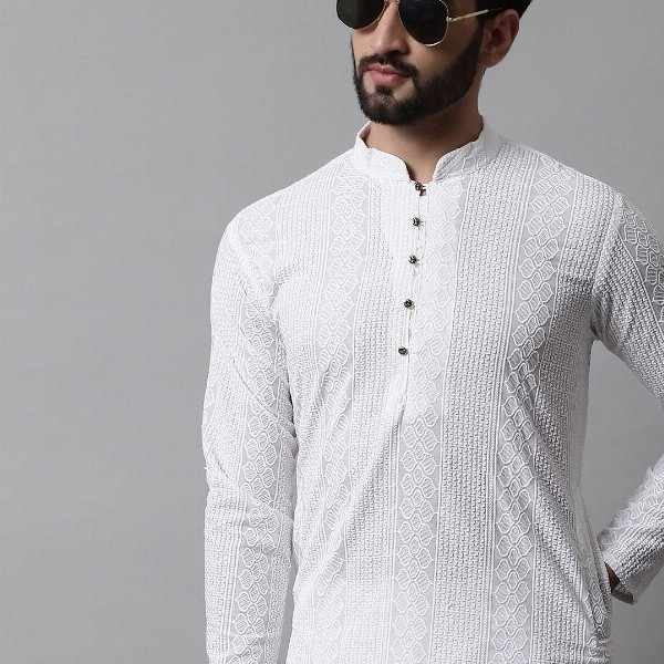 Jompers Men White Cotton Embroidered Chikankari Kurta