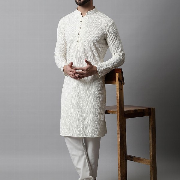 Jompers Men Cream-Coloured Ethnic Motifs Embroidered Cotton Kurta