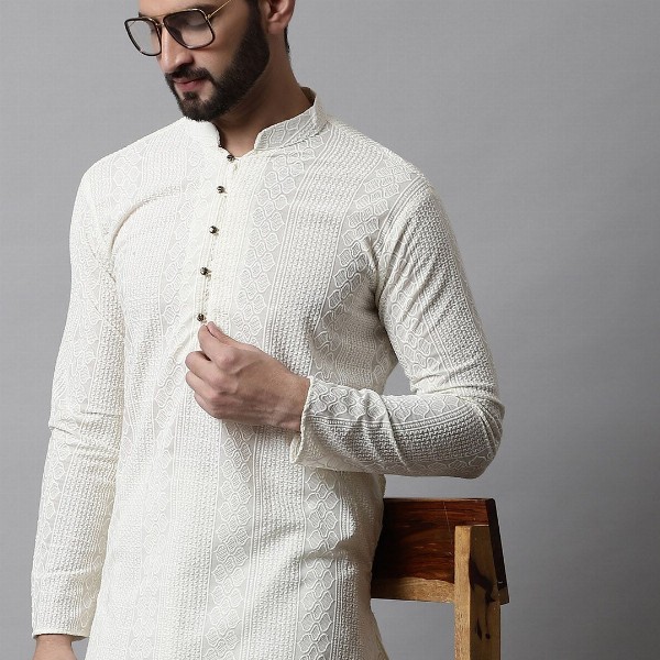 Jompers Men Cream-Coloured Ethnic Motifs Embroidered Cotton Kurta
