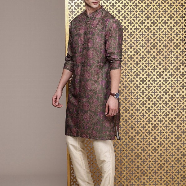 House of Pataudi Jashn Floral Printed Sequinned Indie Florals Kurta