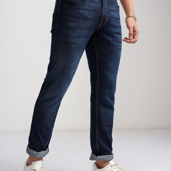 HIGHLANDER Men Blue Slim Fit Mid-Rise Clean Look Stretchable Jeans