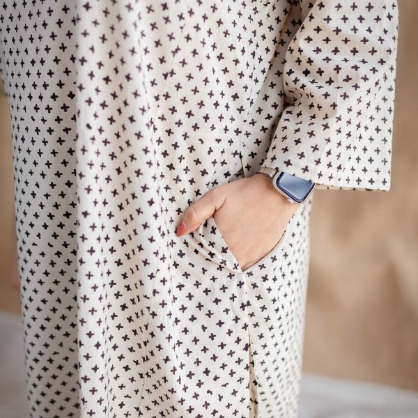 THE INDIAN ETHNIC CO Women Geometric Printed Thread Work Block Print Handloom Kurta