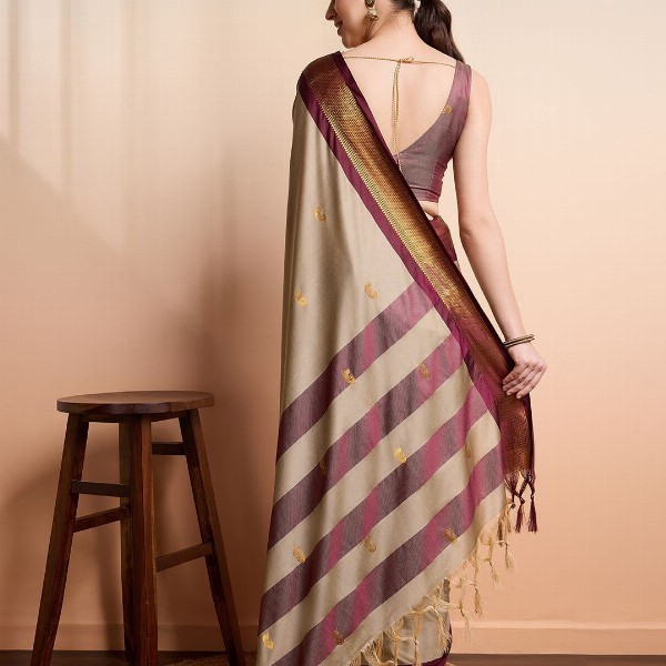 SGF11 Ethnic Motifs Woven Design Zari Kanjeevaram Silk Saree