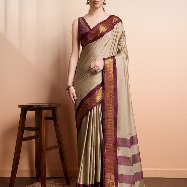 SGF11 Ethnic Motifs Woven Design Zari Kanjeevaram Silk Saree