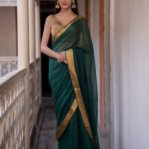 Suta Green Color Mul Cotton Zari Saree