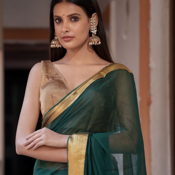 Suta Green Color Mul Cotton Zari Saree
