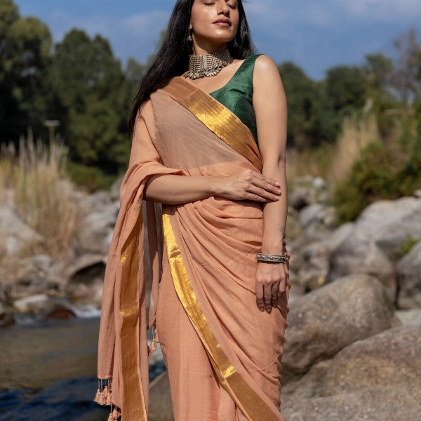 Suta Brown Mul Cotton Solid Saree