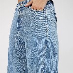 SASSAFRAS Women Wide Leg High-Rise Clean Look Pure Cotton Jeans