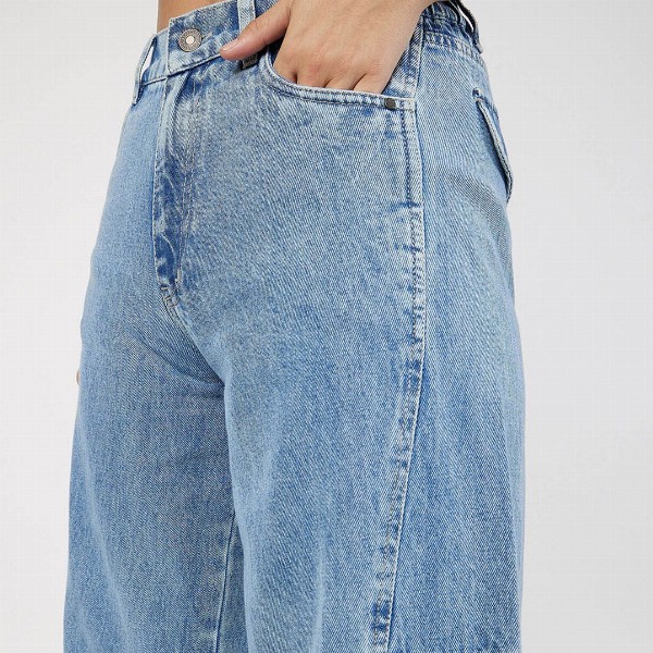 SASSAFRAS Women Wide Leg High-Rise Clean Look Pure Cotton Jeans