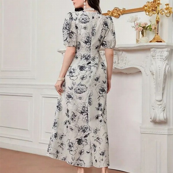 Bollyclues Women Floral Printed  A-Line Midi Dress