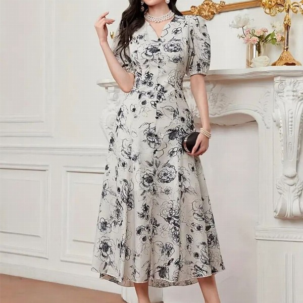 Bollyclues Women Floral Printed  A-Line Midi Dress