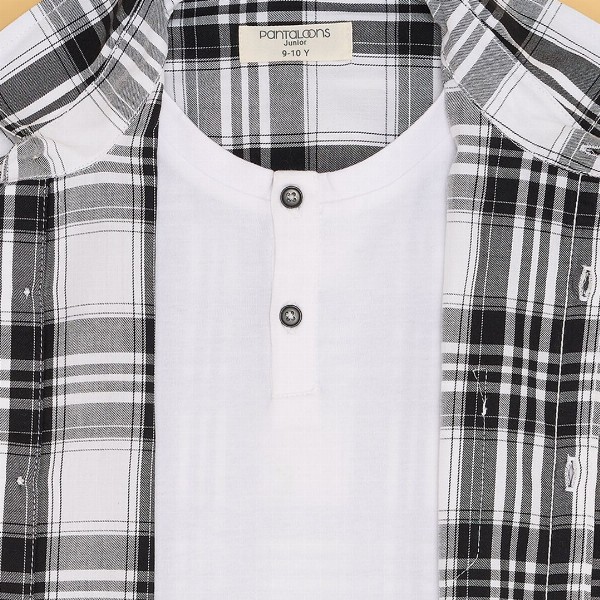 Pantaloons Junior Boys Spread Collar Tartan Checked Cotton Casual Shirt