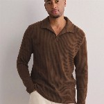 Genzy Men Self Design Polo Collar Relaxed Fit T-shirt