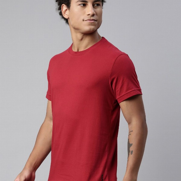 Levis Men Soft Pure Cotton Round Neck Half Sleeve Tshirt