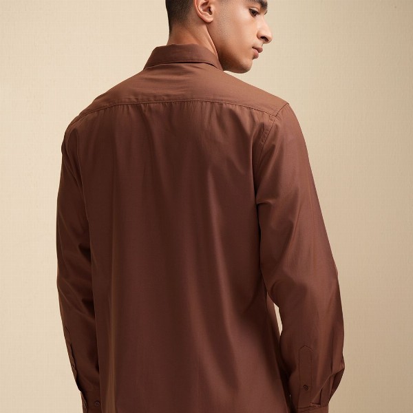 HIGHLANDER Men Solid Casual Shirt