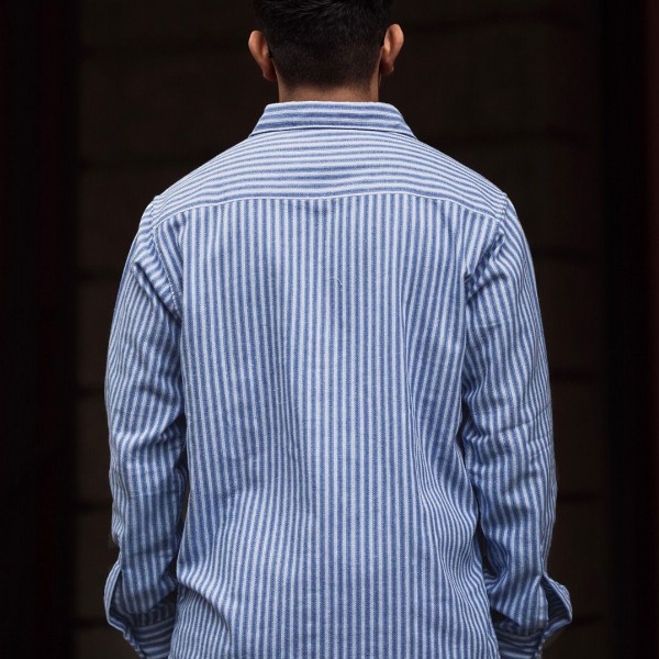 Powerlook Men Spread Collar Vertical Striped Cotton Casual Shirt