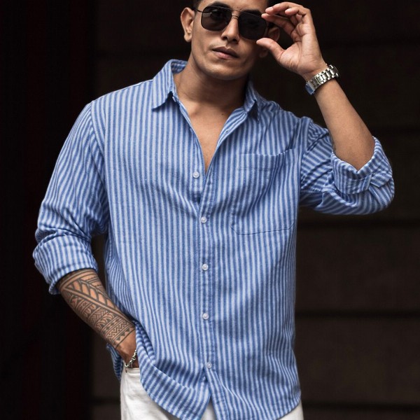 Powerlook Men Spread Collar Vertical Striped Cotton Casual Shirt