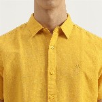 United Colors of Benetton Men Spread Collar Solid Cotton Linen Slim Fit Casual Shirt