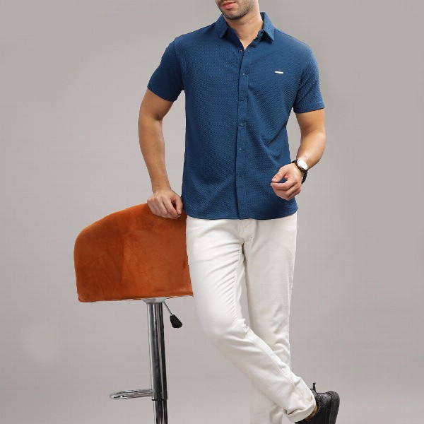 Parcel Yard Classic Geometric Self Design Spread Collar Cotton Casual Shirt