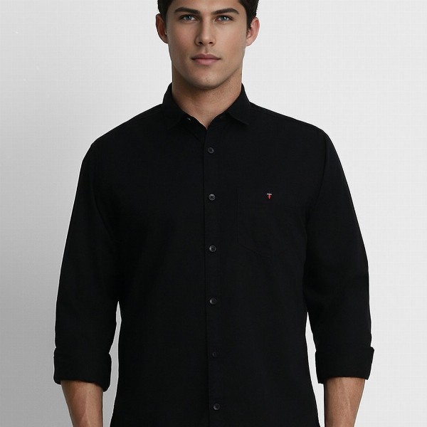 Louis Philippe Jeans Men Black Slim Fit Solid Casual Shirt
