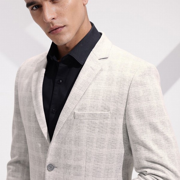 INVICTUS Slim Fit Checked Notched Lapel Single Breasted Blazer