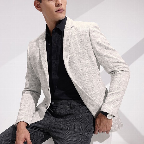 INVICTUS Slim Fit Checked Notched Lapel Single Breasted Blazer