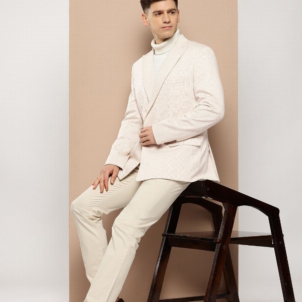 INVICTUS Checked Peaked Lapel Double-Breasted Slim Fit Blazer